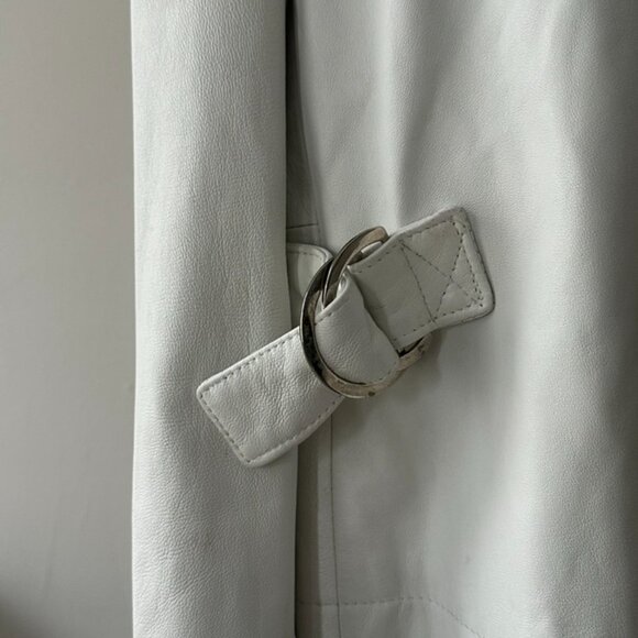 VINTAGE WHITE LEATHER ZIP UP MOTO JACKET - Picture 5 of 7